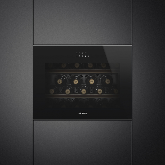 Винный холодильник Smeg CVI621RWNX3 в магазине «На диване» в Тюмени  — Выгодная цена